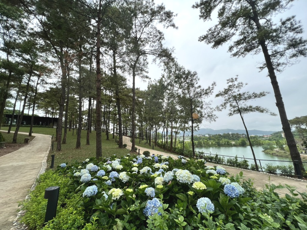 Garden Cafe Tuần Châu